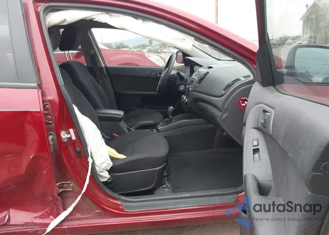 2011 Kia Forte Ex z USA, uszkodzony, nr VIN KNAFU5A25B5362355